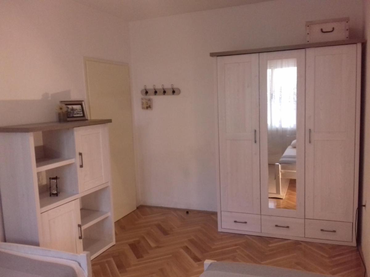 Apartamento Jordan Kaštela Exterior foto