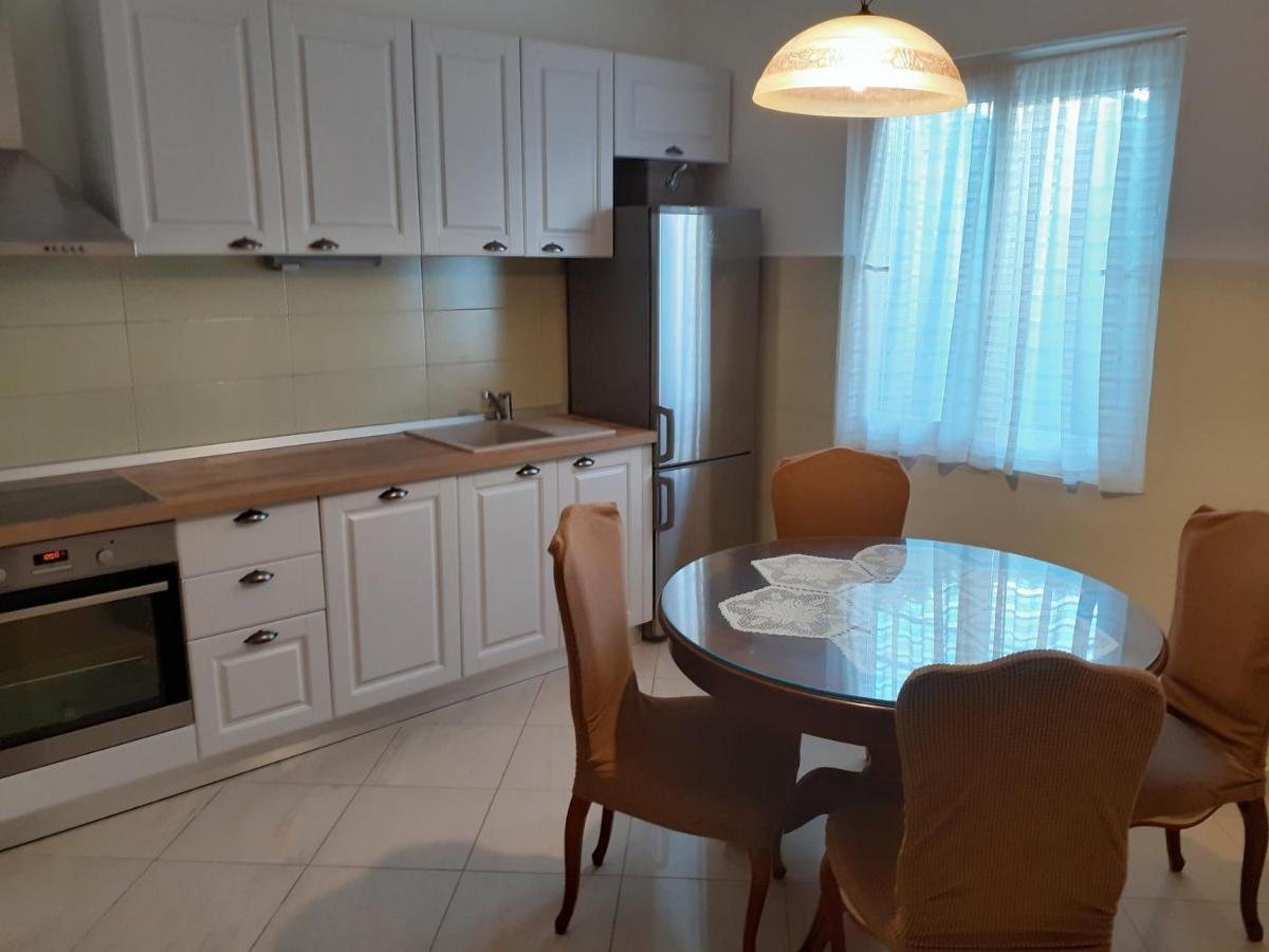 Apartamento Jordan Kaštela Exterior foto
